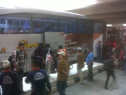 Puncak Arus Mudik, 35 Ribuan Pemudik Banjiri Terminal Bus Giwangan Yogya