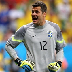 Julio Cesar Kembali ke QPR