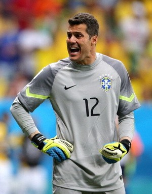 Julio Cesar Kembali ke QPR