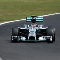 Hamilton Sial Lagi, Rosberg Rebut Pole