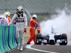 Mercedes Sedang Bermasalah dengan Daya Tahan Mobilnya