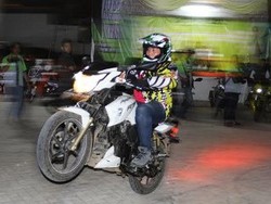 Bukber dan Berbagi ala Komunitas Motor TVS