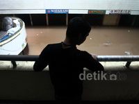 Pasar Cipulir Terendam Banjir