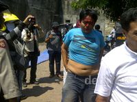 Polisi Buru Perusak Papan Penutupan Dolly