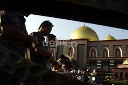 1.446 Masjid dan Lapangan di Bandung Disiapkan untuk Salat Id