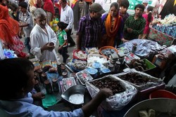 Saat Ramadan Jadi Ajang Komersil Para Pedagang