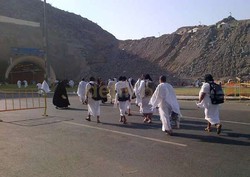 Jamaah Haji Diminta Tak Sembunyikan Zam Zam di Tas