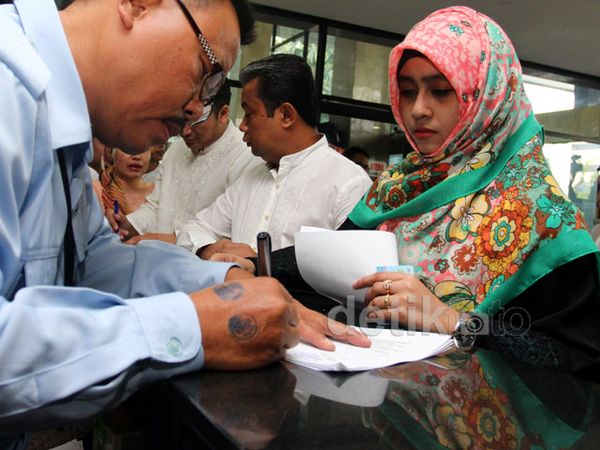 Lebaran, KPK Dipenuhi Keluarga Tahanan