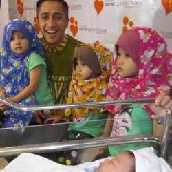 Kakang, Panggilan Kesayangan Putra Irfan Hakim