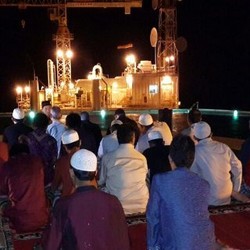 Rayakan Lebaran, Pekerja Migas Tengah Laut Jawa Hanya Bisa Telepon Keluarga 5 Menit