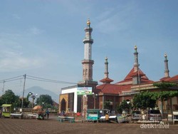 Cirebon, Destinasi Wisata yang Lengkap