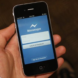 Facebook Ingin User Beralih ke Messenger