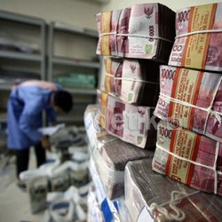 RI Punya 119 Bank Kecil, Ini Kata OJK