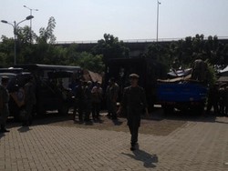 Ditinggal Mudik, Lapak PKL Ditertibkan Satpol PP