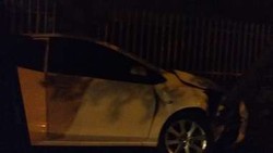 Mobil Tabrak Pohon di Tangerang