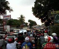 Hampir 7 Jam, Lalin Menuju Tajur Padat Merayap