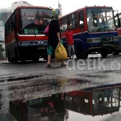 Pengusaha Angkutan Minta Penghapusan Solar Subsidi di Jakpus Diundur