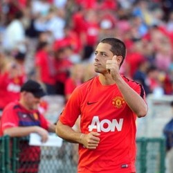 Atletico Tunggu Chicharito Sampai Bursa Transfer Tutup