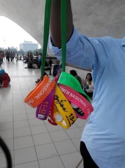 Tak Kebagian Gelang Warna untuk Naik Monas, Pengunjung Protes