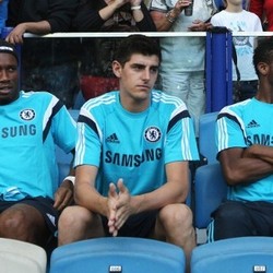 Courtois: Persaingan dengan Cech Akan Membuatku Main Lebih Baik