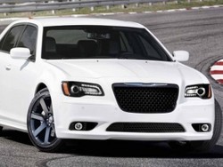 Aduh, Chrsyler 300 SRT Tidak Laku