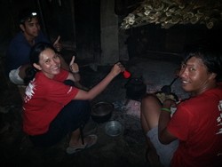 Memasak untuk Suku Black Hmonk di Vietnam, Siapa yang Paling Lezat?