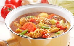 Sup Pangsit dan Sup Iga Bisa Jadi Lauk Praktis yang Komplet Nutrisi