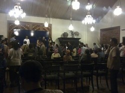 Para Artis Antre Foto Bersama Jokowi di Halal Bihalal