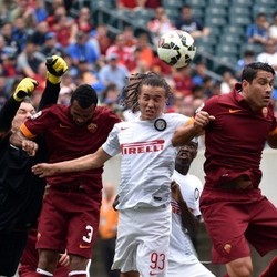 Inter Kalahkan Roma 2-0