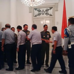 Jokowi ke PNS Pemprov DKI: Maaf Lahir Batin ya