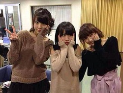 Tren Foto Selfie Terbaru: Gaya Sakit Gigi