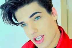 Ingin Jadi Boneka Ken, Pria Ini Habiskan Rp 594 Juta untuk Operasi Plastik