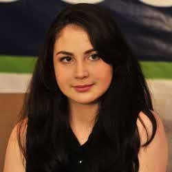 Cerita Bahagia Arumi Bachsin Rayakan Lebaran Bersama Keluarga Kecilnya