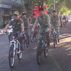 Hari Pertama Kerja, Bupati Anas Keluhkan Kebersihan Pasar Blambangan