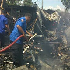 Lima Warung di By Pass Mojokerto Ludes Terbakar