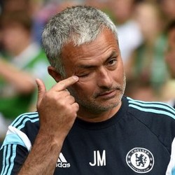 Chelsea Kalah Telak, Mourinho Kritik Wasit