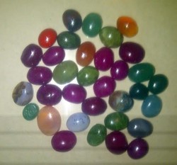 Awas! Batu Akik Berwarna Terang Ternyata Palsu