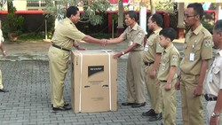 Kisah PNS Magelang yang Dapat Hadiah dari Wali Kota karena Ngantor Pagi