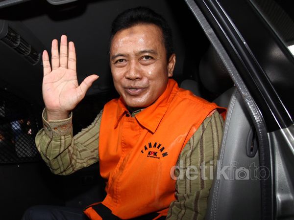 Bupati Karawang dan Istrinya Diperiksa KPK