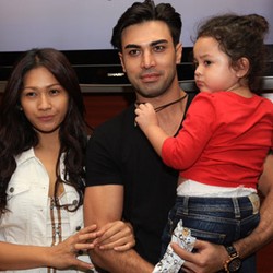 Api Asmara Tata Janeta dan Mehdi Zati Kian Membara