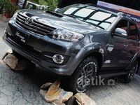 Toyota Luncurkan Fortuner G 4X4 VNT