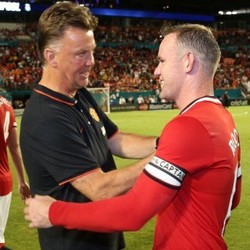 Meski Keras, Van Gaal Tetap Buat Rooney Terkesan