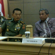 Program Tentara Mengajar, Kemendikbud: Pelatihnya Mesti Orang Nomor 1