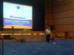 Menhub Tutup Posko Tingkat Nasional Angkutan Lebaran Terpadu 2014