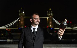 Mixologist Chicago Raih Gelar International Bartender of The Year
