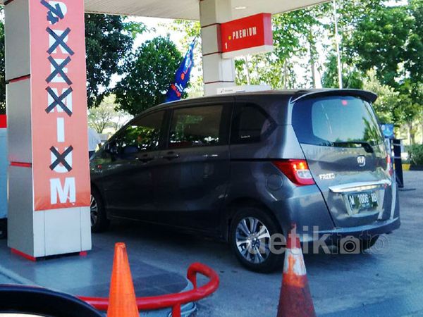 Premium Resmi Hilang dari SPBU Jalan Tol