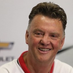 Van Gaal Disebut Schmeichel Telah Bersikap Pintar