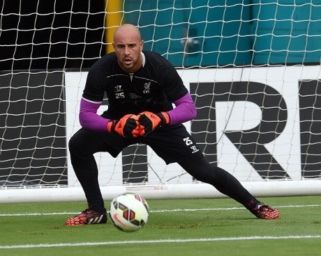Pepe Reina Menuju Bayern Munich
