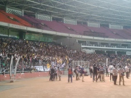 Cerita Adi Renaldhi Menerobos ke Lapangan dan Memeluk Pirlo