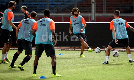 Menyaksikan dari Dekat Magis Pirlo